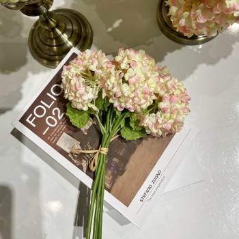 Hoa tú cầu giả bụi ngắn bó 5 cành